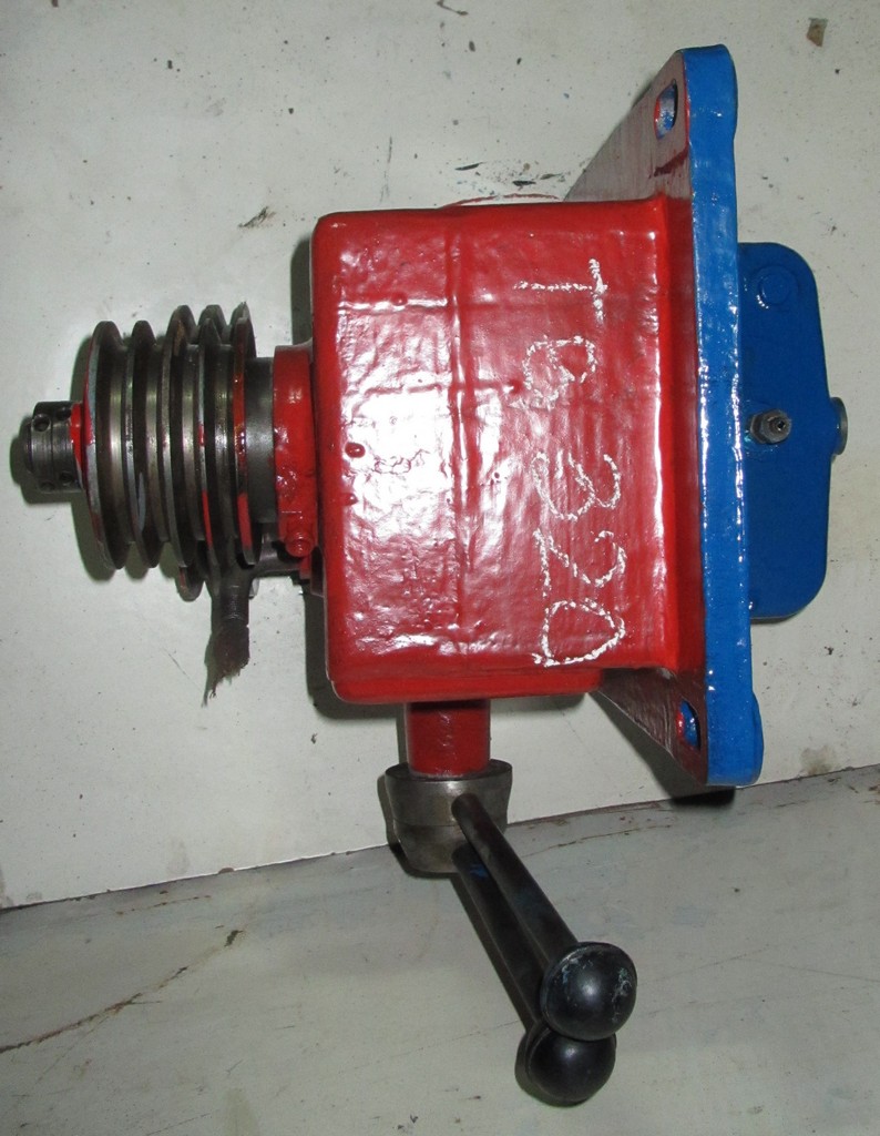 коробка скоростей тв-320 , шпиндельная бабка ТВ 320, люнет, задняя бабка, запчасти 1а616  шестерни, кулачки, патрон токарный